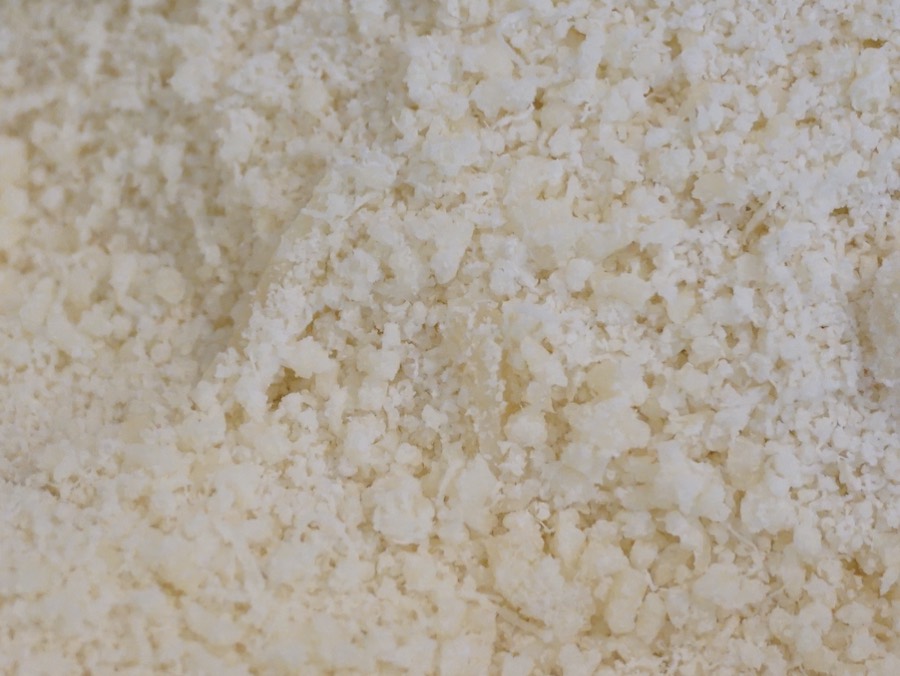 Parmigiano Grattugiato (24 mezzi)